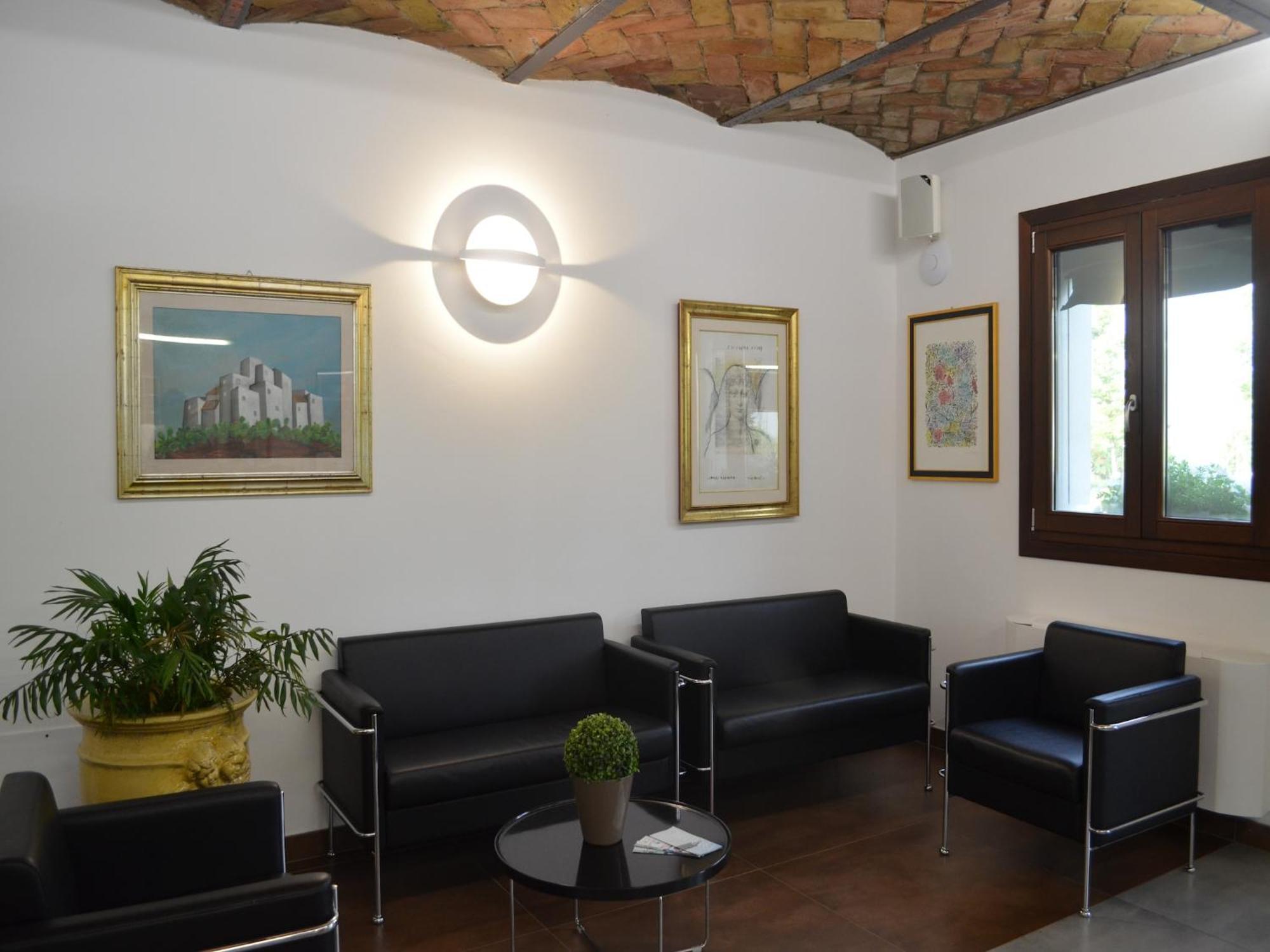 Characteristic Apartment In Codigoro With Pool المظهر الخارجي الصورة